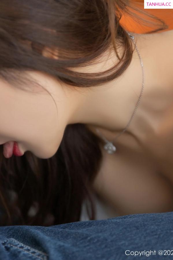綺裡嘉 绮里嘉 [XiuRen]高清写真图 2023.07.14 No.7079 绮里嘉ula 办公室OL第72张图片